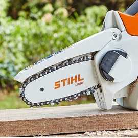 Mini Sierra STIHL GTA 26 1/4" Sin Batería Ni Cargador